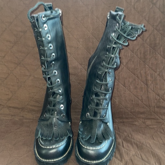 TORY BURCH✨🔥 Black Trigg Lace Up Pebbled Leather 4" Stiletto Boot - Picture 2 of 10